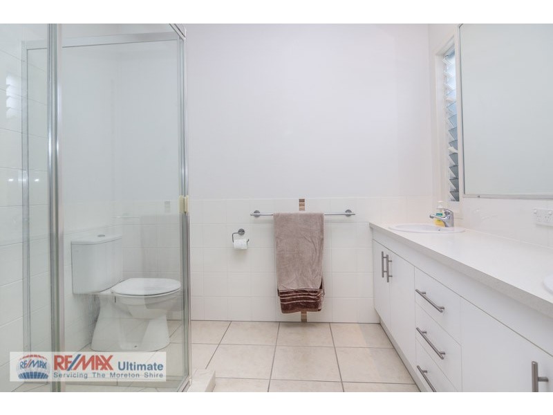 9 Sandheath Place, Ningi QLD 4511