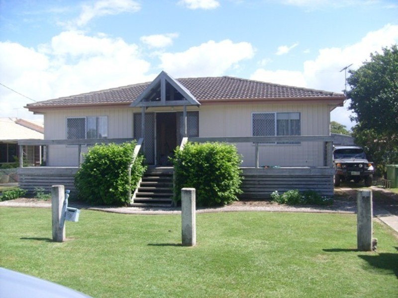 14 Trevor Street, Beachmere QLD 4510