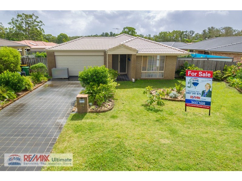 312 Bestmann Road, Sandstone Point QLD 4511