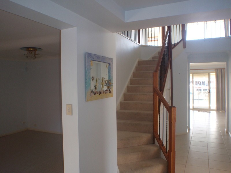 23 MARINER CT, Newport QLD 4020