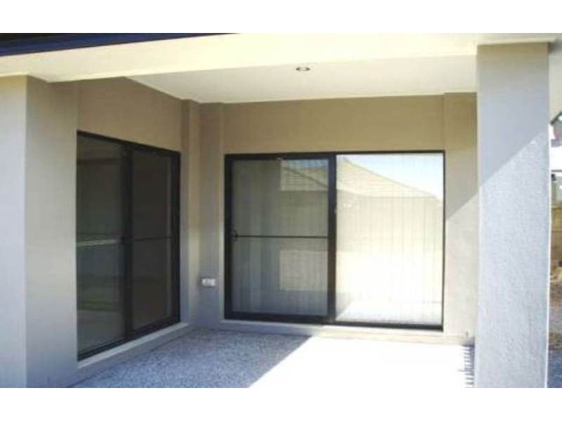 1/4 Player Street, North Lakes QLD 4509
