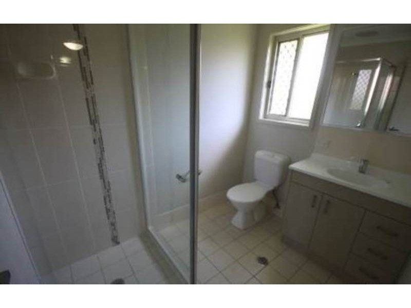 27 Newmarket Drive, Morayfield QLD 4506