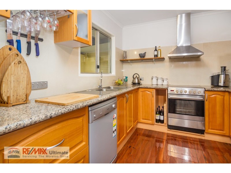 30 Moreton Terrace, Beachmere QLD 4510