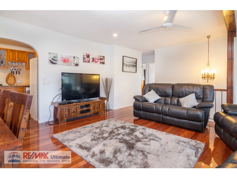 30 Moreton Terrace, Beachmere QLD 4510