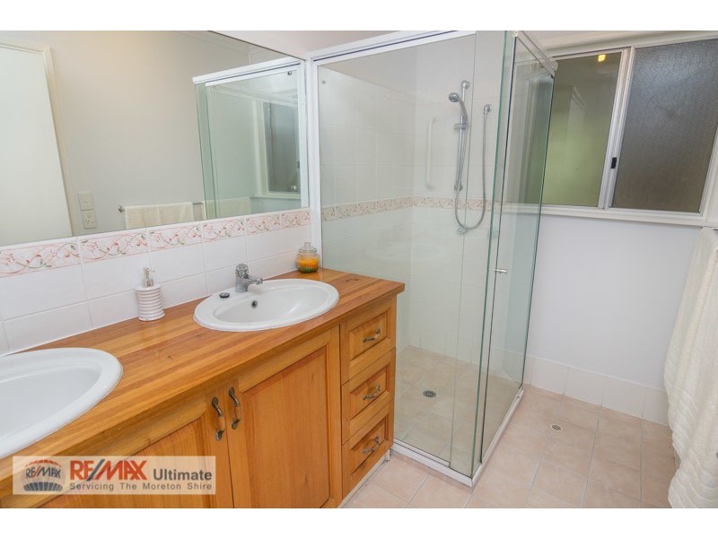 30 Moreton Terrace, Beachmere QLD 4510