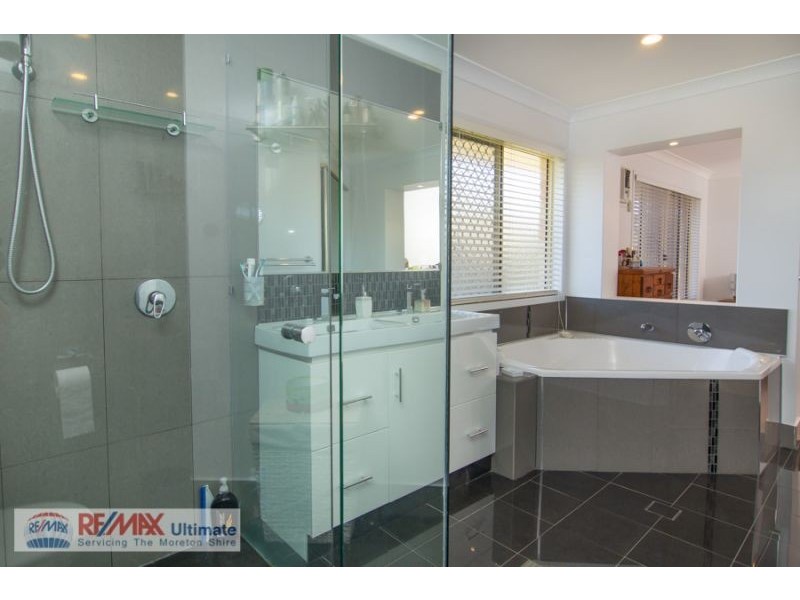 9-13 Flaxton Court, Ningi QLD 4511