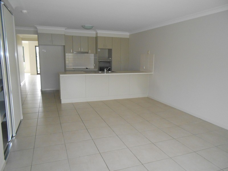 2/43 Herd Street, Caboolture QLD 4510