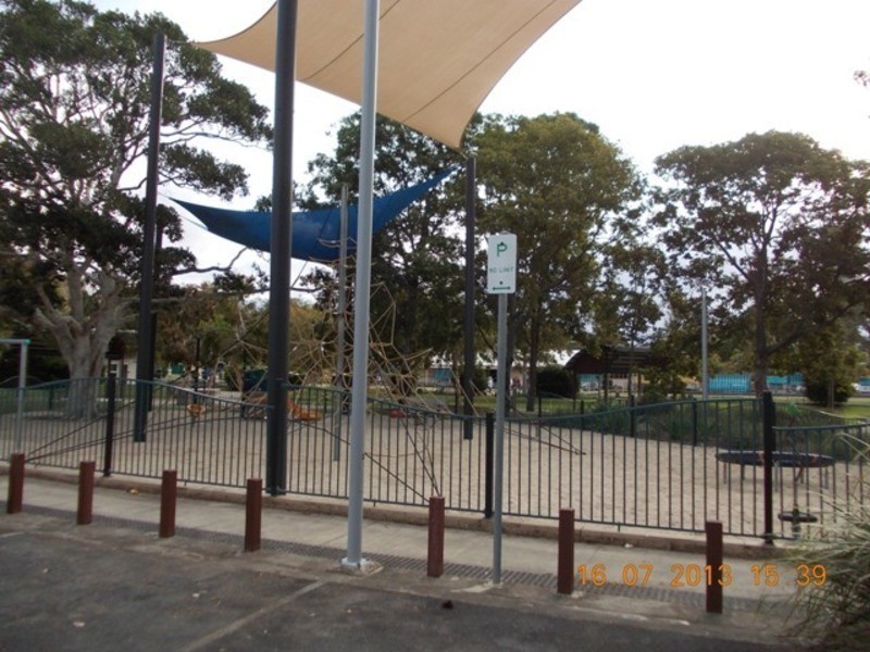 5 Main Street, Beachmere QLD 4510