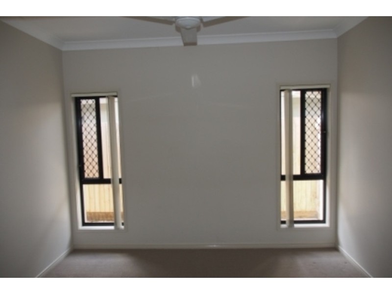 58 Nicklaus Parade, North Lakes QLD 4509