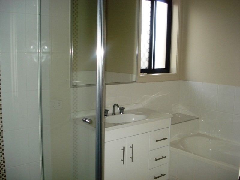 58 Nicklaus Parade, North Lakes QLD 4509