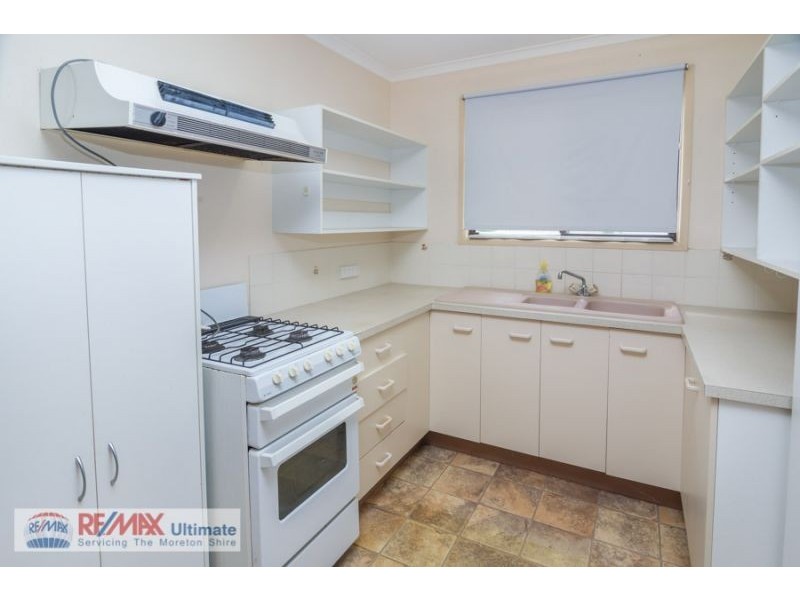 18 Trevor Street, Beachmere QLD 4510