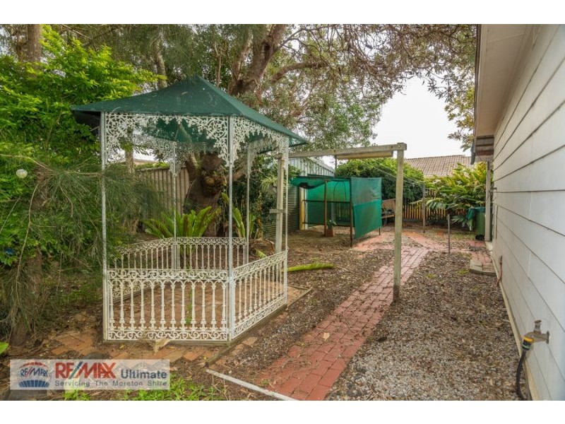 18 Trevor Street, Beachmere QLD 4510