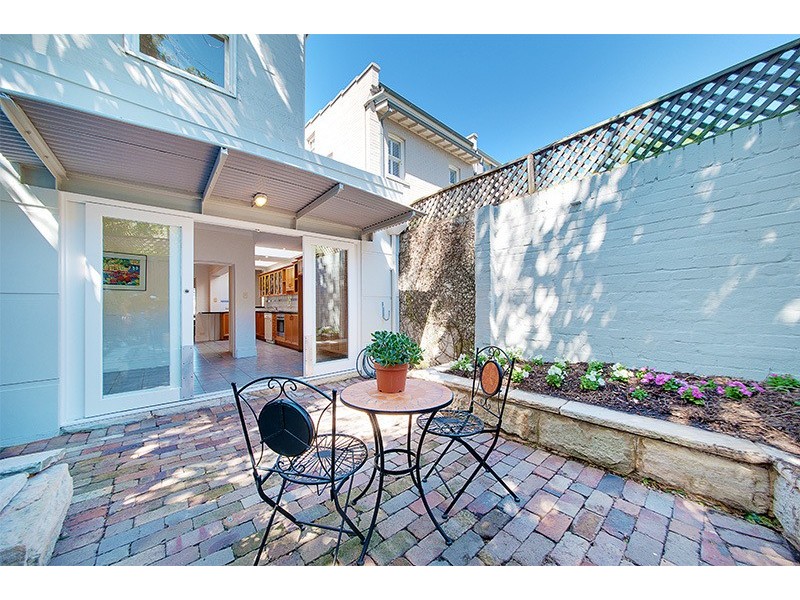 6 Waiwera Street, Mcmahons Point NSW 2060