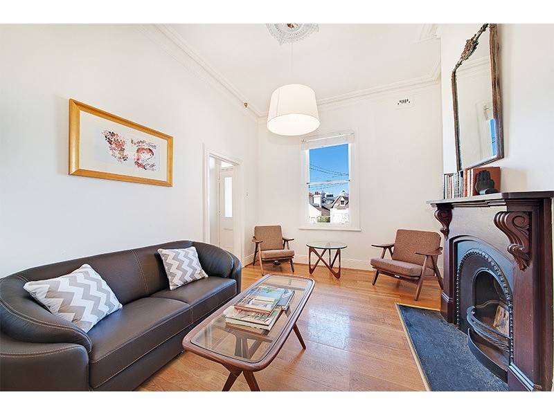 6 Waiwera Street, Mcmahons Point NSW 2060