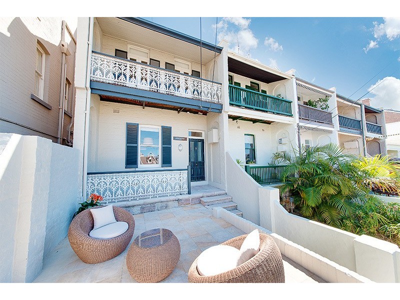 6 Waiwera Street, Mcmahons Point NSW 2060