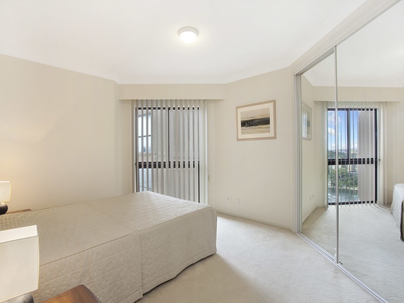 2003/37 Glen Street, Milsons Point NSW 2061