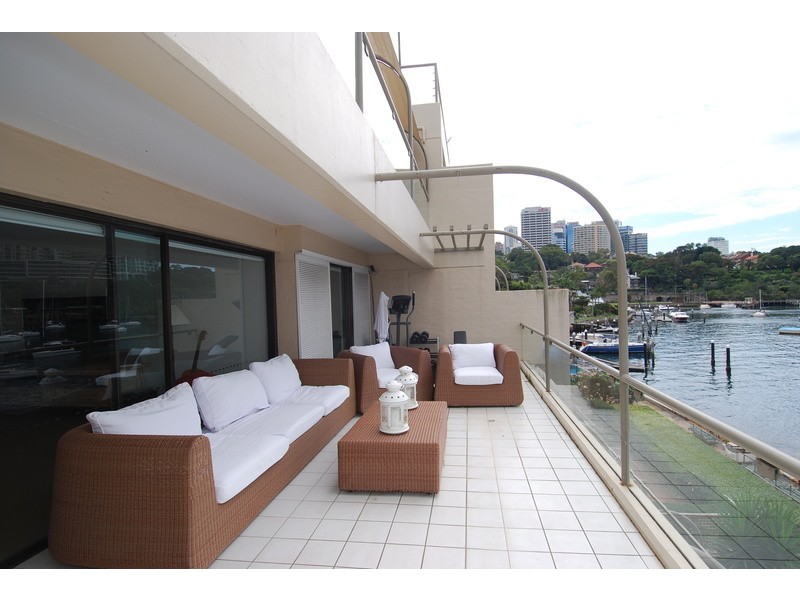 9/33 East Crescent Street, Mcmahons Point NSW 2060