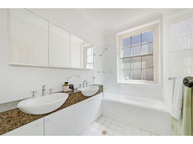 4/23 Holbrook Avenue, Kirribilli NSW 2061