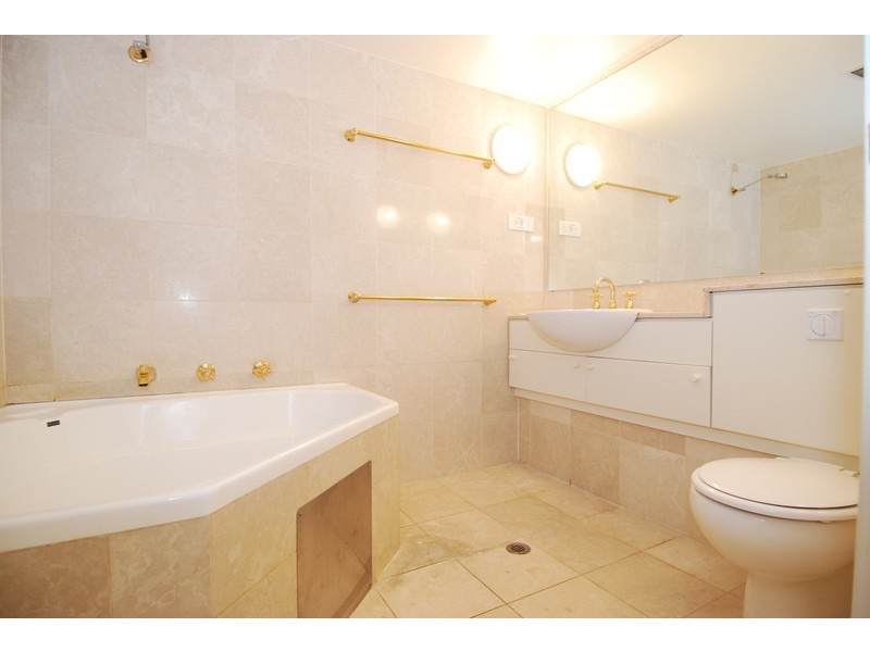 1201/12 Glen Street, Milsons Point NSW 2061