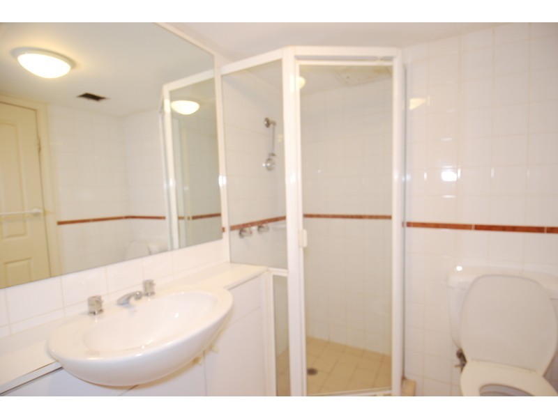 1005/12 Glen Street, Milsons Point NSW 2061