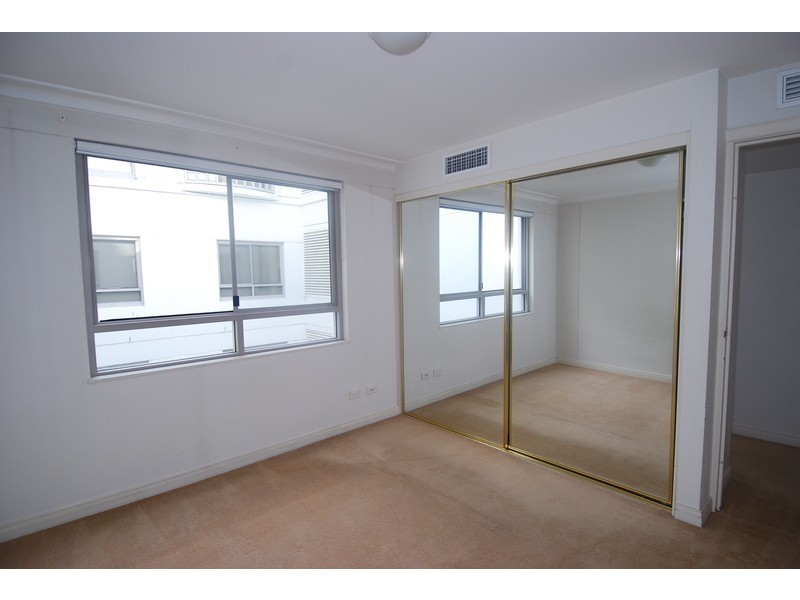 1508/12 Glen Street, Milsons Point NSW 2061