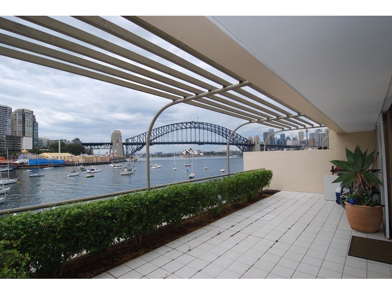 9/33 East Crescent Street, Mcmahons Point NSW 2060