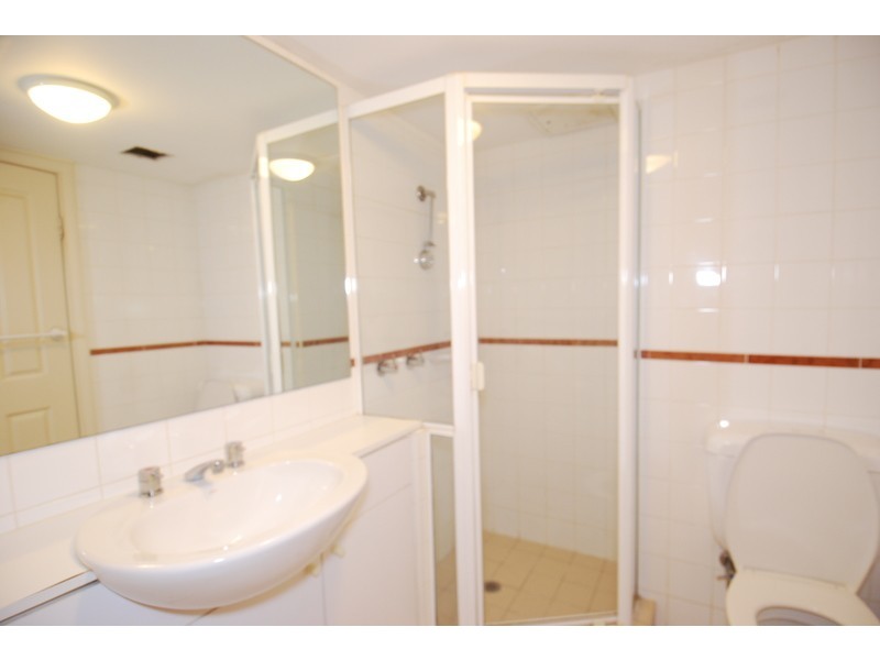 1005/12 Glen Street, Milsons Point NSW 2061