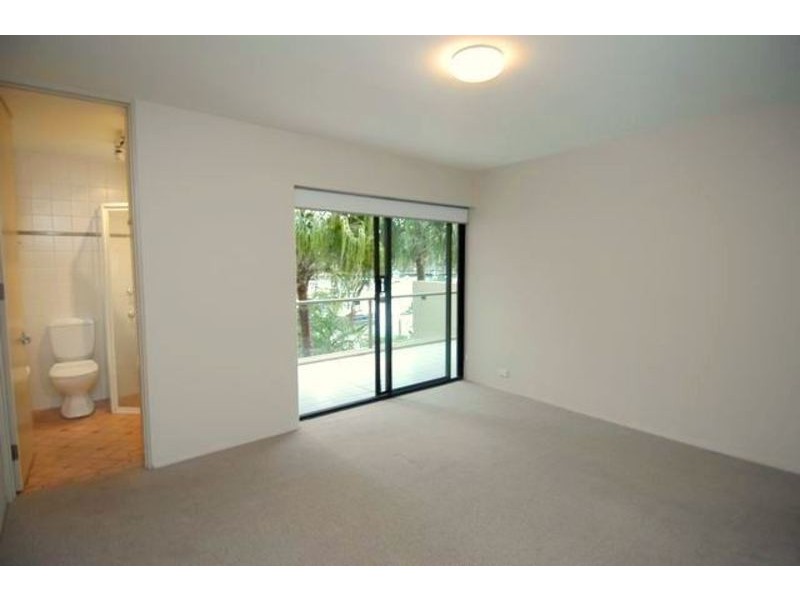 5/33 East Crescent Street, Mcmahons Point NSW 2060