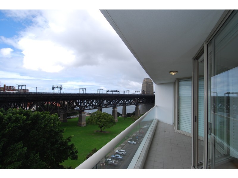 702/38 Alfred Street, Milsons Point NSW 2061