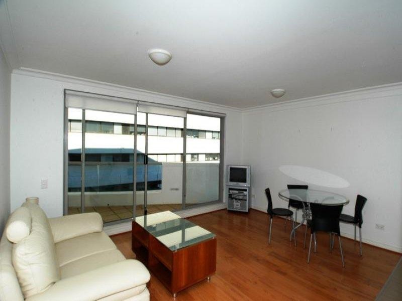 1608/12 Glen Street, Milsons Point NSW 2061