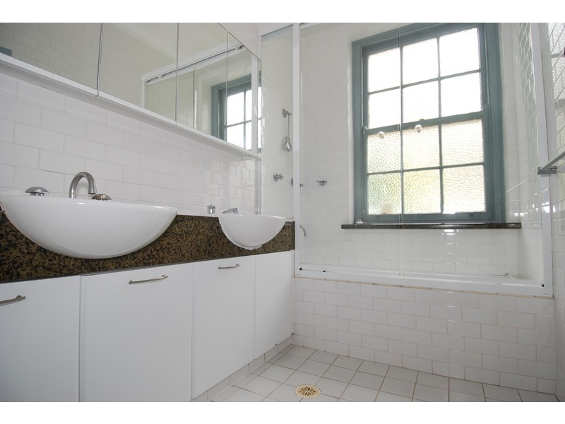 4/23 Holbrook Avenue, Kirribilli NSW 2061