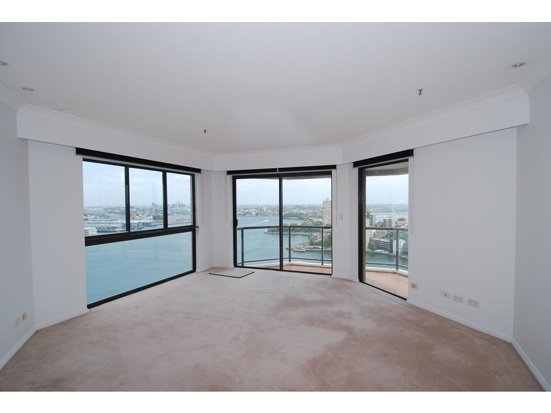 2301/37 Glen Street, Milsons Point NSW 2061