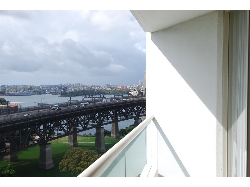 1305/38  Alfred Street, Milsons Point NSW 2061