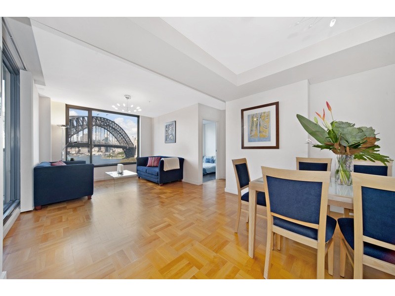 709/2 Dind Street, Milsons Point NSW 2061