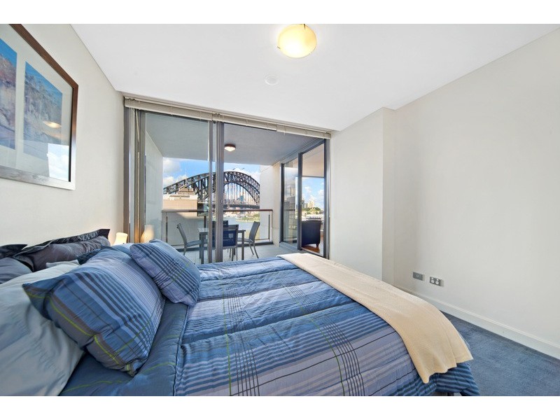 709/2 Dind Street, Milsons Point NSW 2061