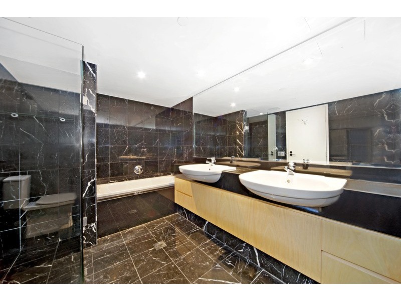 709/2 Dind Street, Milsons Point NSW 2061