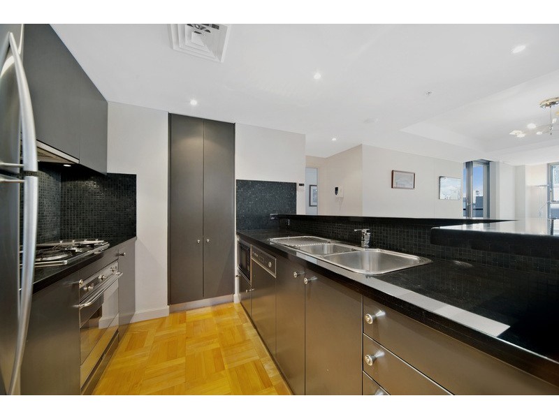 709/2 Dind Street, Milsons Point NSW 2061