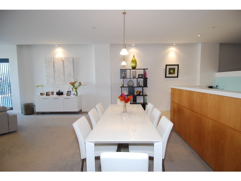 604/8 Glen Street, Milsons Point NSW 2061