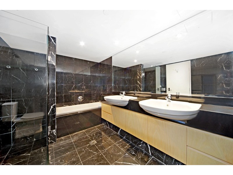 709/2 Dind Street, Milsons Point NSW 2061