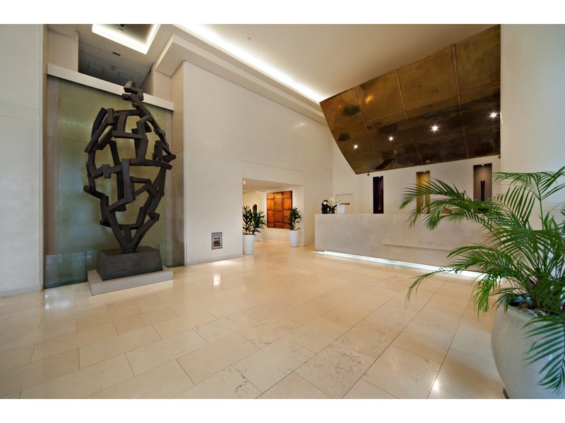 709/2 Dind Street, Milsons Point NSW 2061