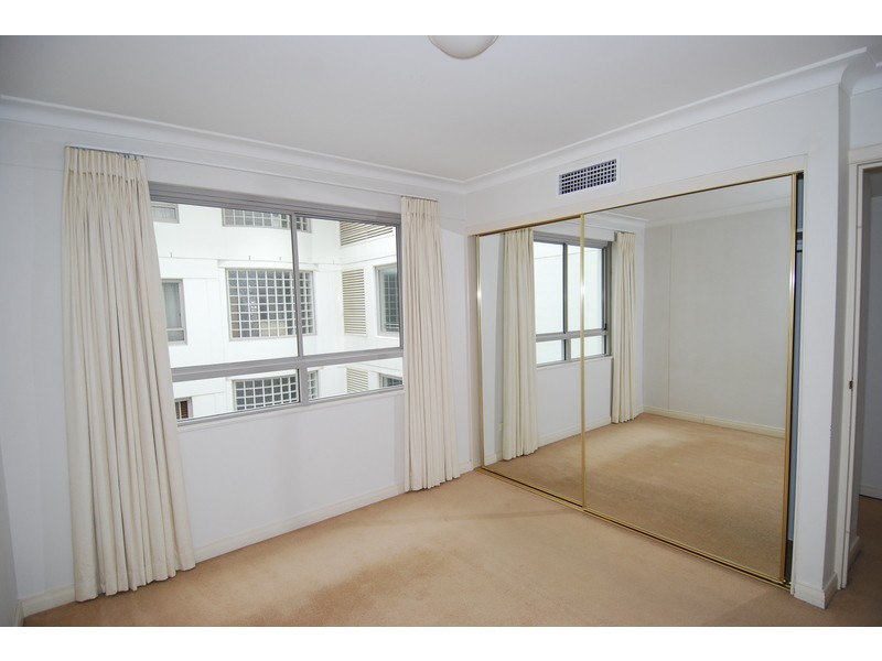 1108/12 Glen Street, Milsons Point NSW 2061