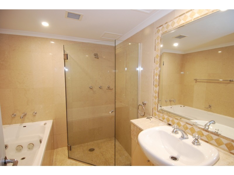 65/94-96  Alfred Street, Milsons Point NSW 2061