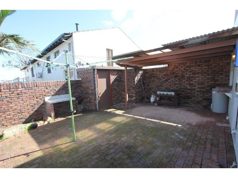 2/203 Labouchere Road, Como WA 6152