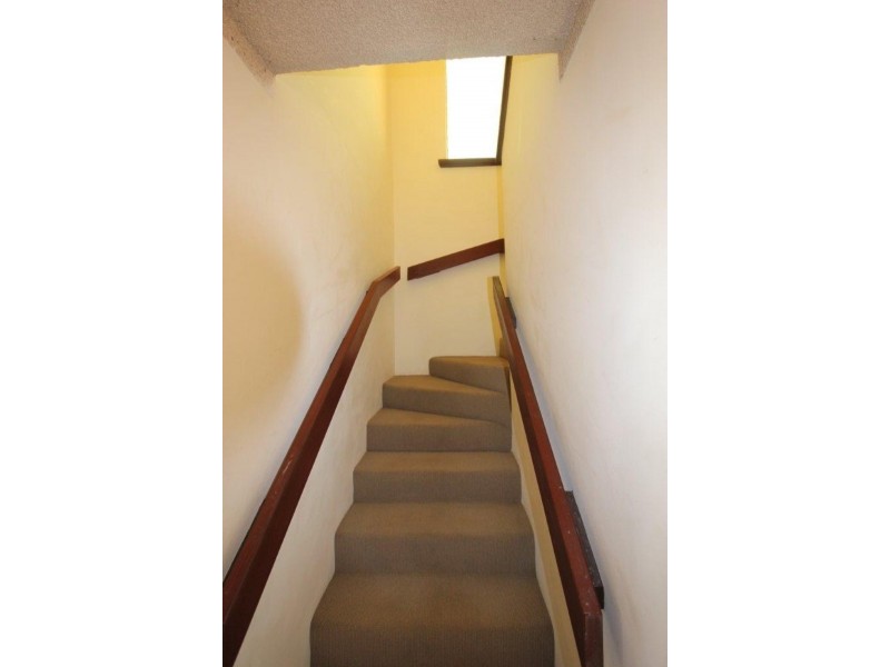 2/203 Labouchere Road, Como WA 6152