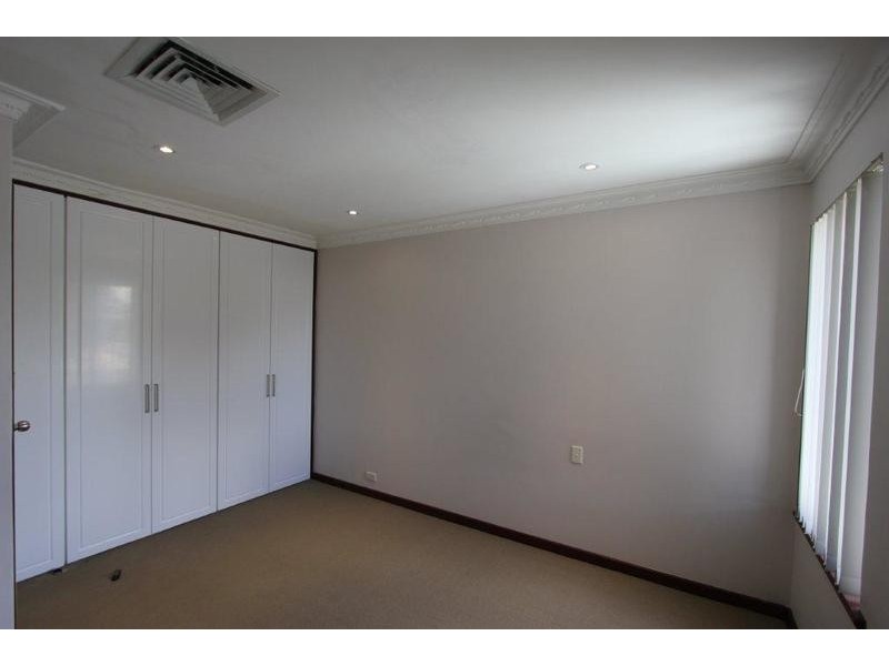 2/203 Labouchere Road, Como WA 6152