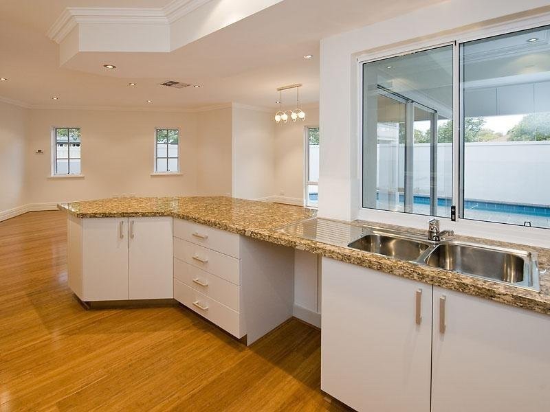 81C Comer Street, Como WA 6152