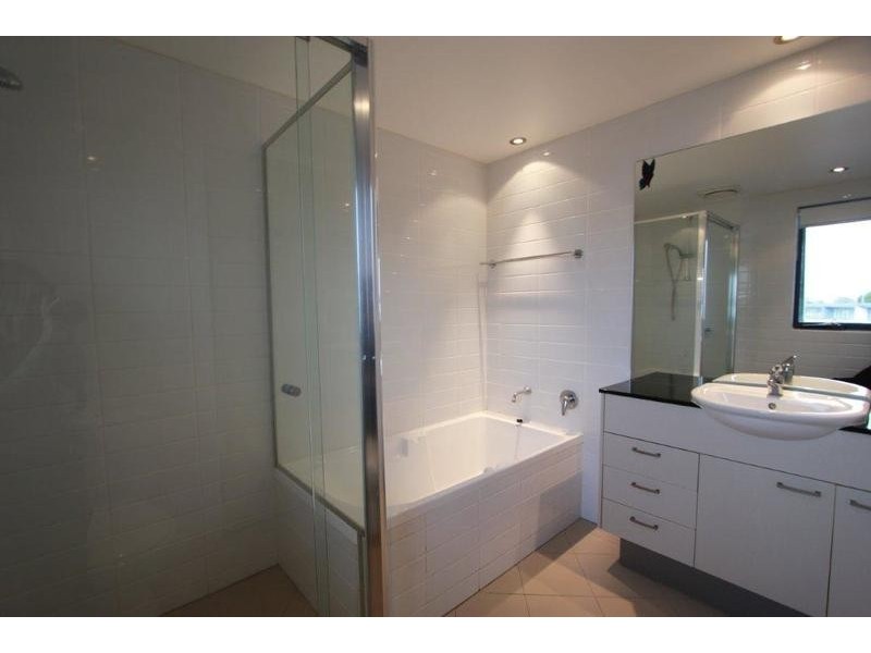 48/12 Tanunda Drive, Rivervale WA 6103