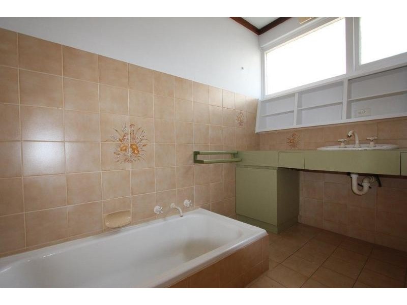 5 Quorn Street, Wembley Downs WA 6019