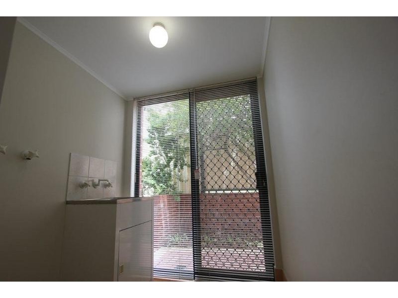 1/33 Langley Road, Bayswater WA 6053