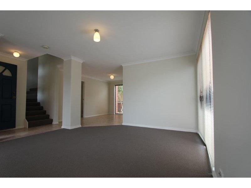 1/33 Langley Road, Bayswater WA 6053